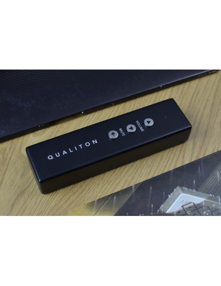 Qualiton Audio X200 Integrated Amplifier