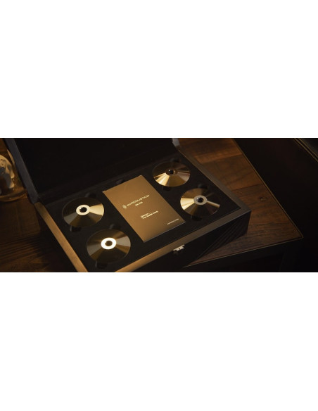 IsoAcoustics Gaia Titan Rhea
