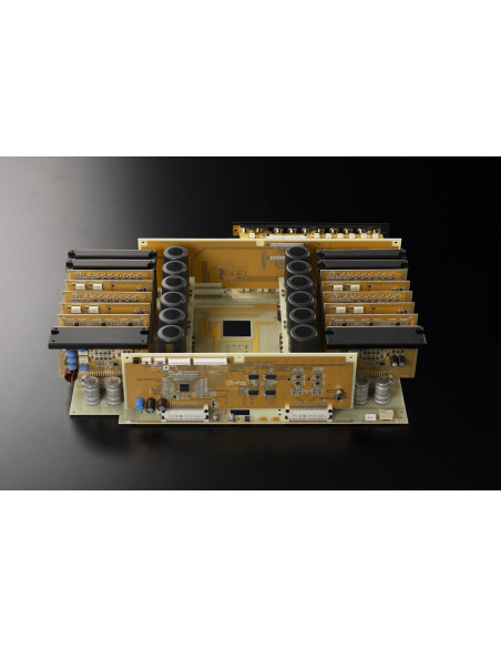 Accuphase C-3900S