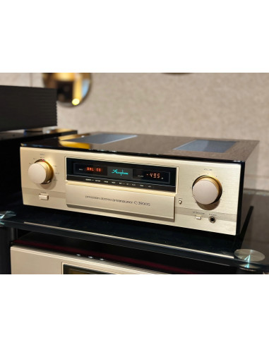 Accuphase C-3900S