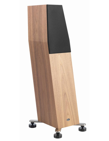 Qln Prestige Three