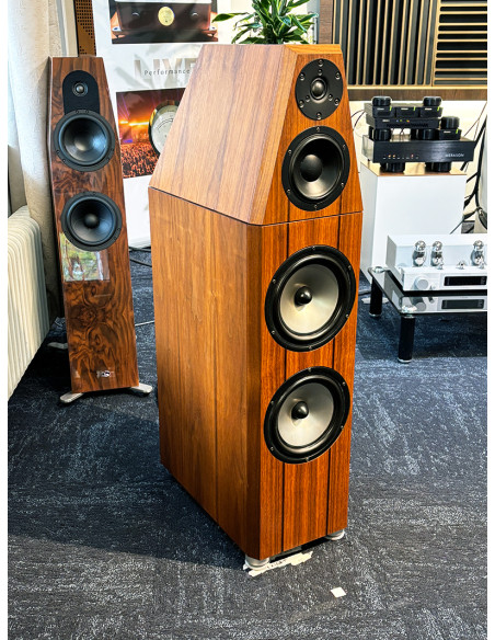 QRS Supernova Elite